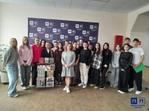 Начала работу передвижная выставка «80 лет назад была война».