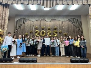 В Подмосковном политехническом колледже состоялся концерт, посвященный Дню матери.