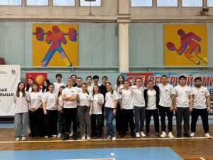 В спортивном комплексе «Локомотив» наши студенты-волонтеры подарили частичку своего тепла и энергии на физкультурно-спортивном празднике, посвященном Международному Дню инвалидов!