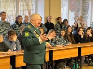 В Подмосковном политехническом колледже состоялись тематические классные часы, посвященные памяти и славе Героев России!