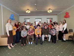 В весенний мартовский день студенты-волонтеры Подмосковного политехнического колледжа отправились в Дмитровский дом интернат «Дом Доброты».