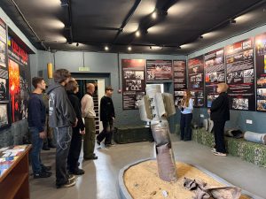 Когда история перестаёт быть просто словами из новостей — она становится ближе и понятнее.