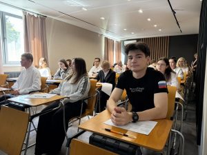 Студенты Дмитровского округа проверили знания об избирательном процессе