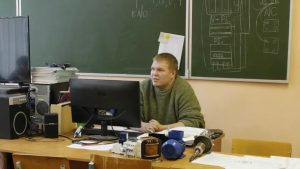 Лыткаринские школьники научились заряжать гаджеты без риска для жизни в Подмосковном политехе